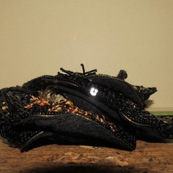 NWT CO $315 large statement brooch / pin black gold sequins beads - Picture 7 of 7